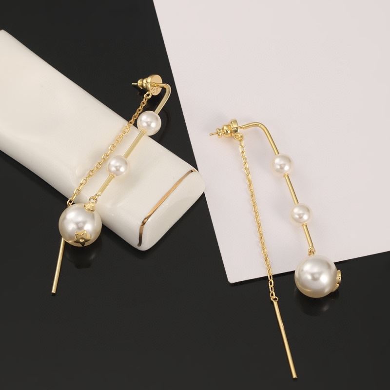 chr1st1an D10r earrings